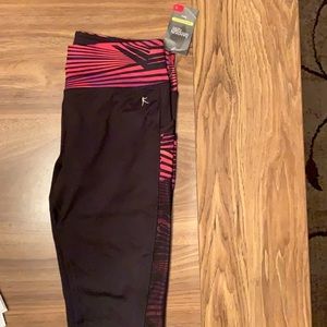 DANSKIN NOW Athletic Capri
